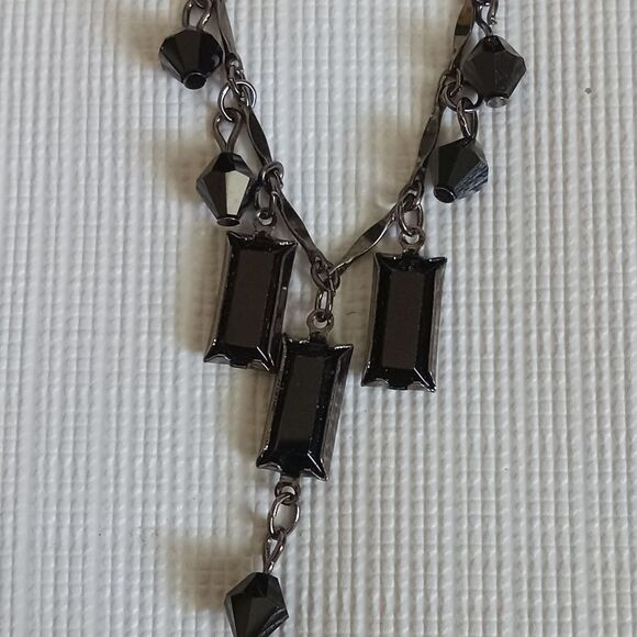 Black Rhinestones & Gunmetal Gray Bar Link Chain Lightweight Statement Necklace - Picture 4 of 8